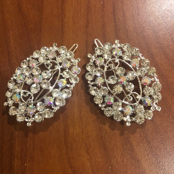 ❤️SOLD❤️HAIR CLIPS💃🏼 - Picture 3 of 3